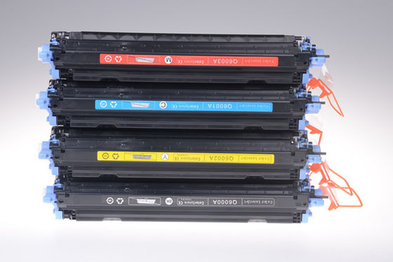 OEM는  2600n 1600 2605dn CM1015 MFP를 위한 Q6000A  색깔 토너 카트리지를 벗깁니다