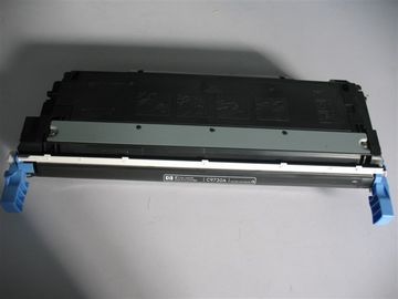 645A 컬러 톤러 카트리지는 HP 레이저젯 5500에 사용된다